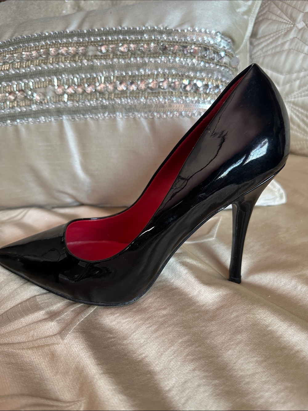 Charles Jourdan Black Patent Pointed-Toe Stiletto Pumps with Red Lining - Picture 10 of 11